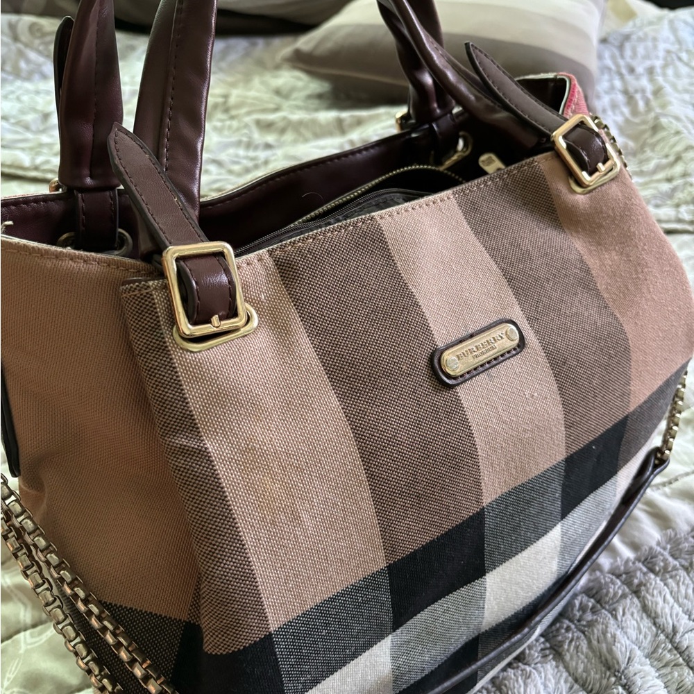 Burberry Tan and Black Checkered Women's Bag - Picture 3 of 7